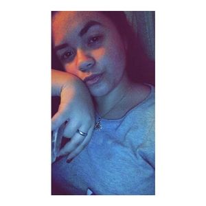 Meet your Posher, Pamela